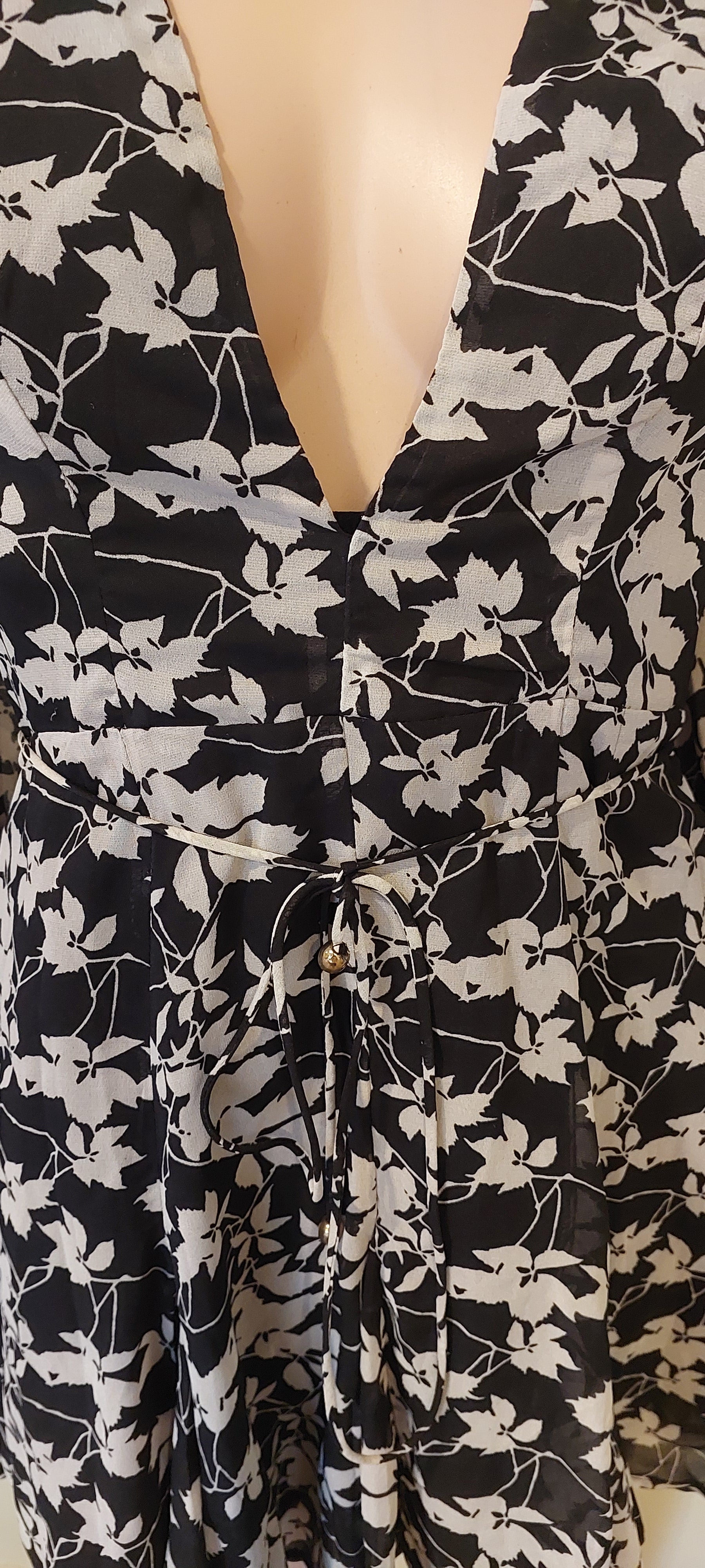 Petal and Pup Dress - Size 8