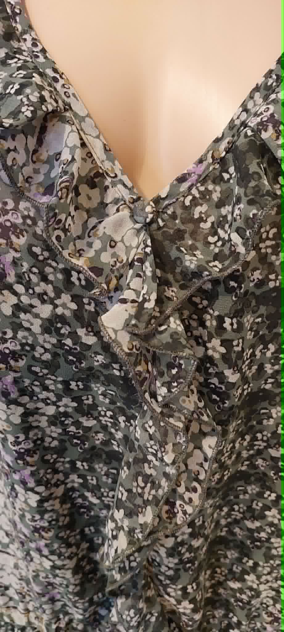 Jacqui E Top - Size 16