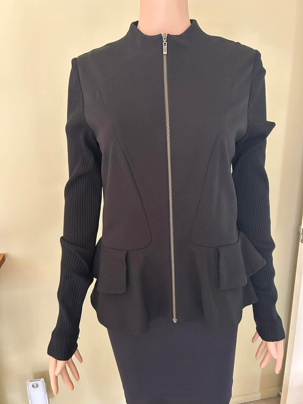 Cue Jacket - Size 12