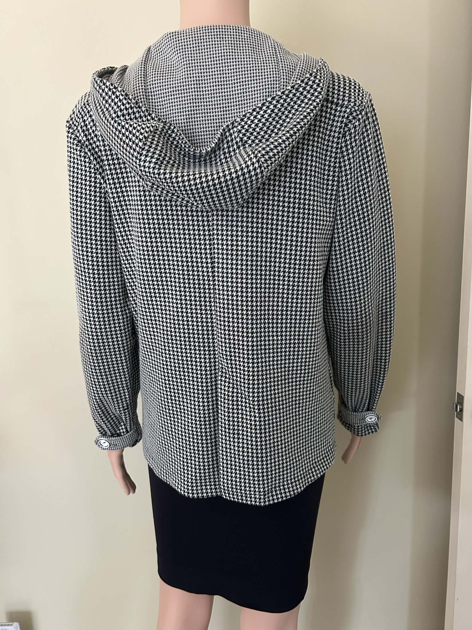 Wild South Jacket - Size 10