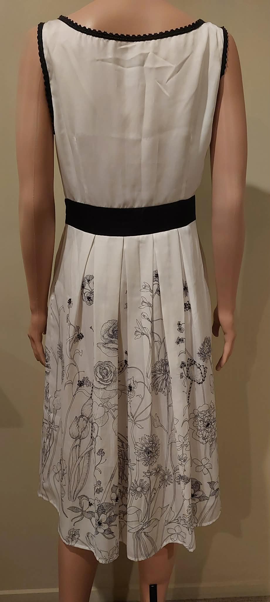 Grace Hill Dress - Size 12