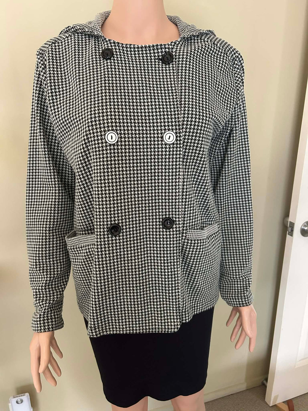 Wild South Jacket - Size 10
