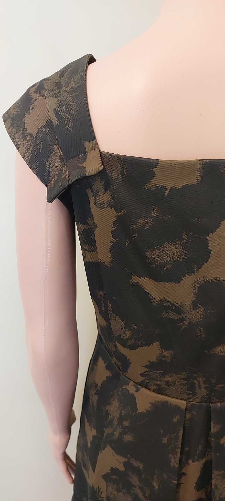 Cue Dress - Size 10