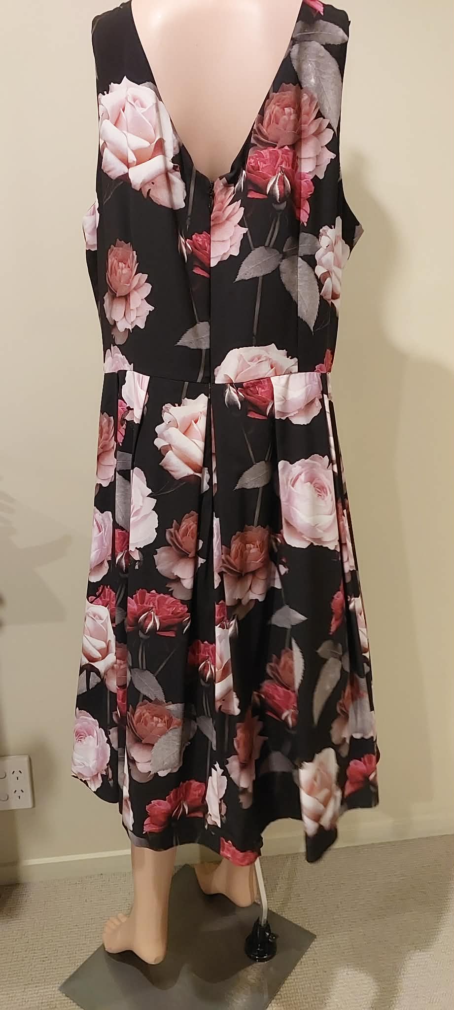 City Chic Dress - Size 20