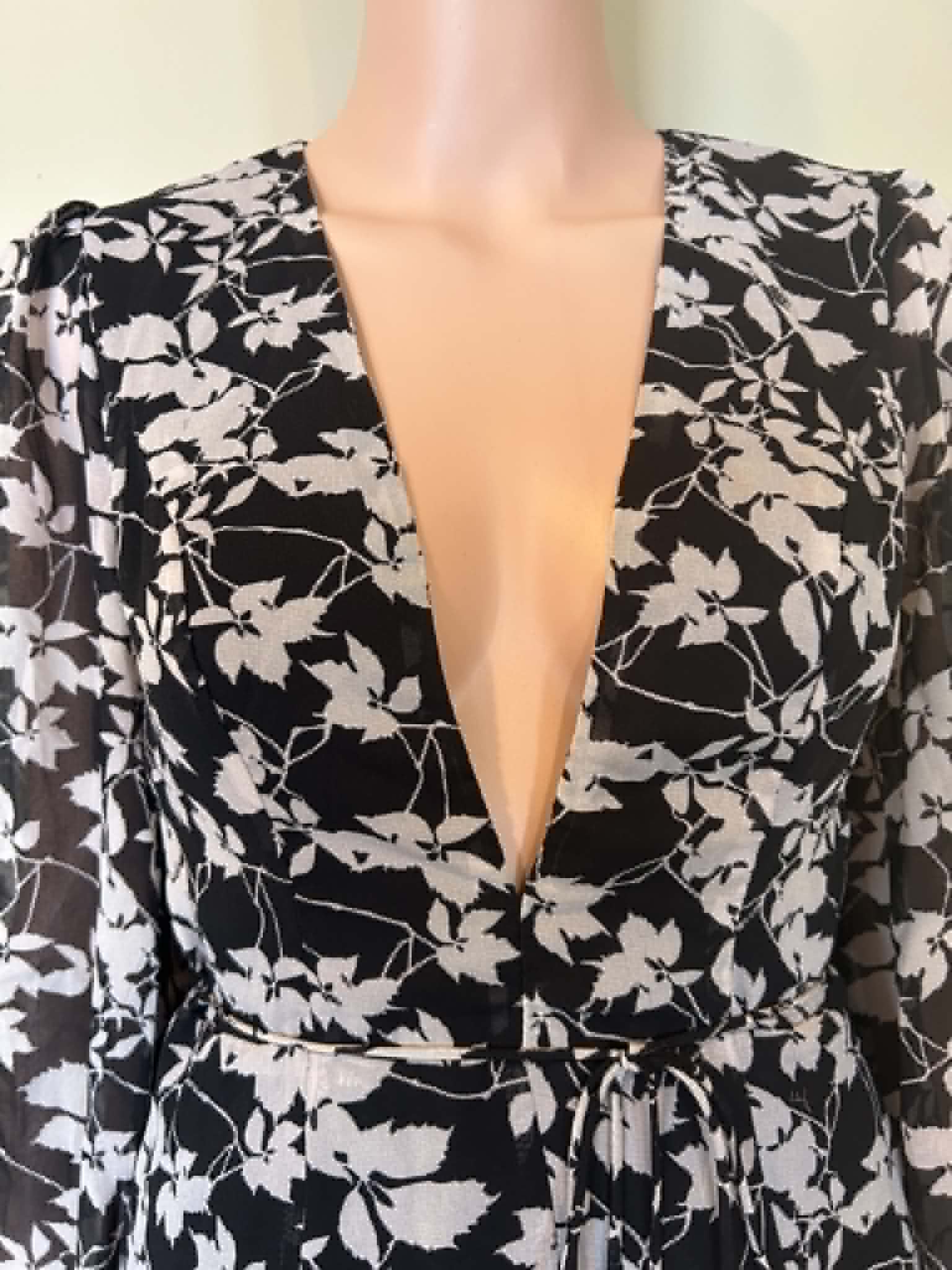 Petal and Pup Dress - Size 8