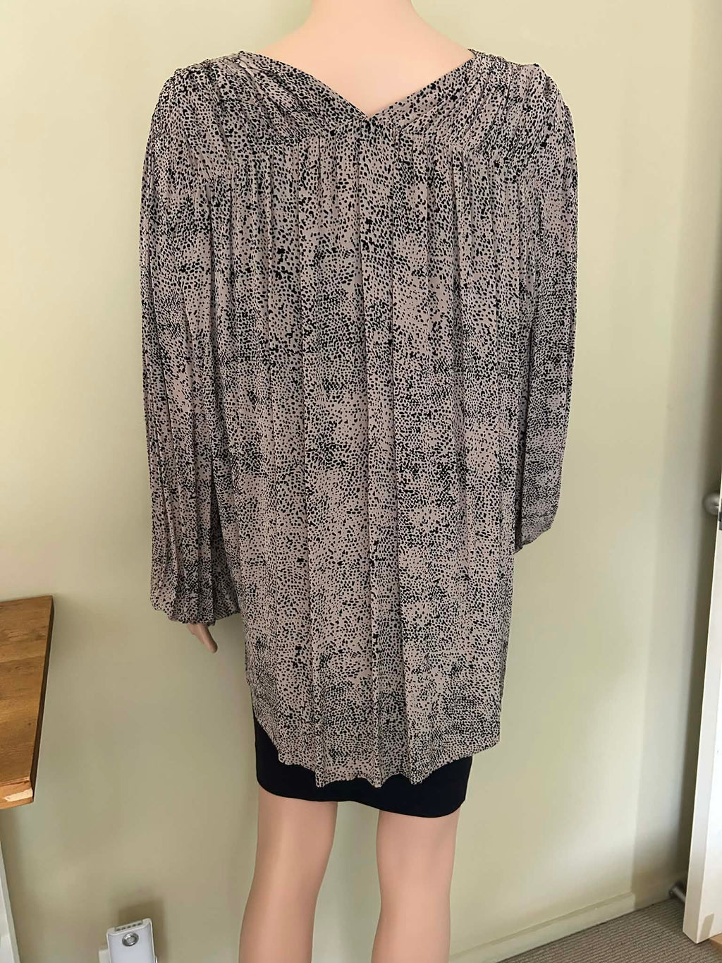 Witchery Top - Size 14