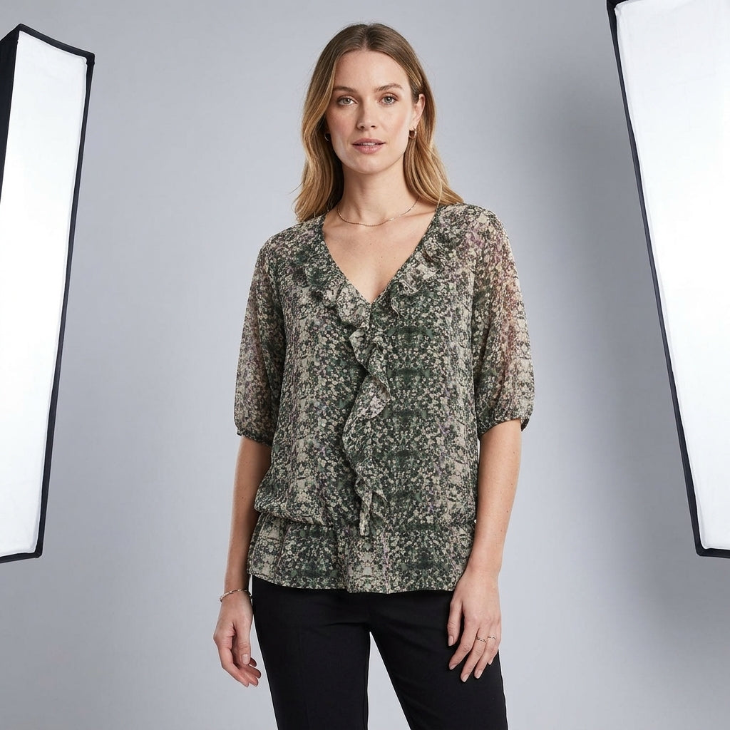 Jacqui E Top - Size 16